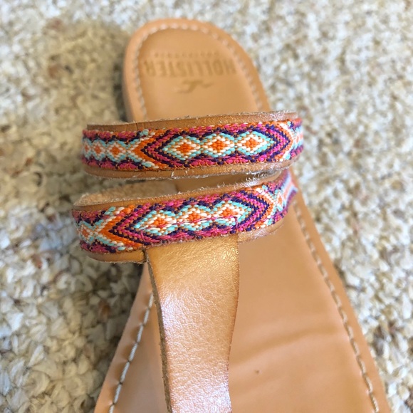 Hollister Faux Leather Embroidered Sandal - Picture 4 of 4